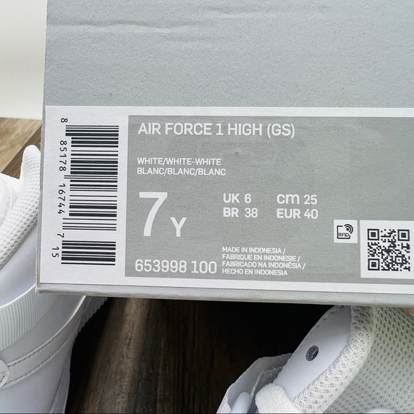 Nike Air Force 1 High - Picture 7 of 7